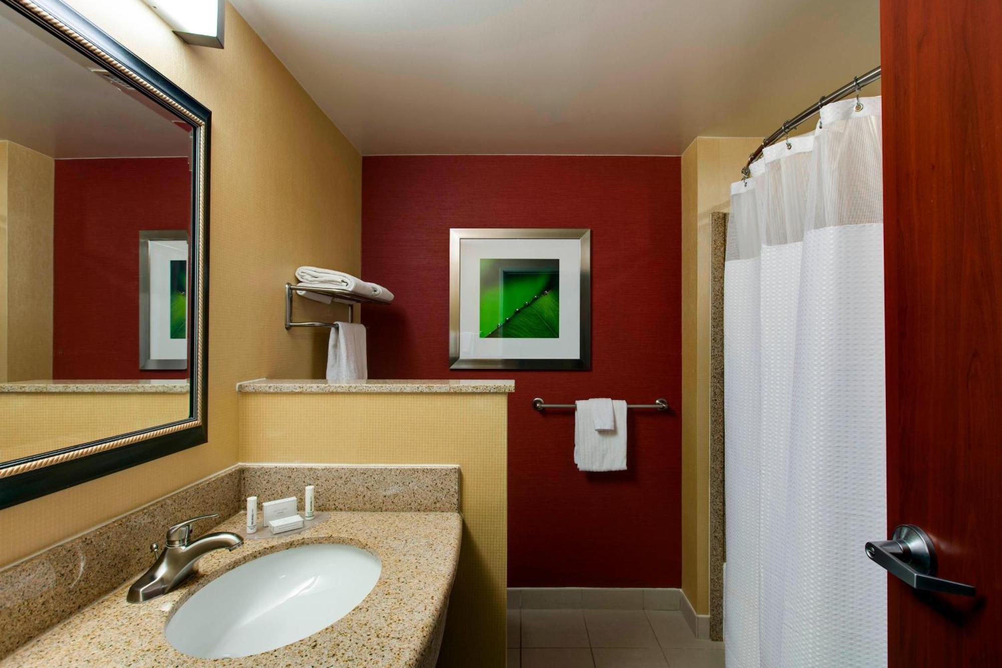 Courtyard By Marriott Chicago Schaumburg/Woodfield Mall Ngoại thất bức ảnh
