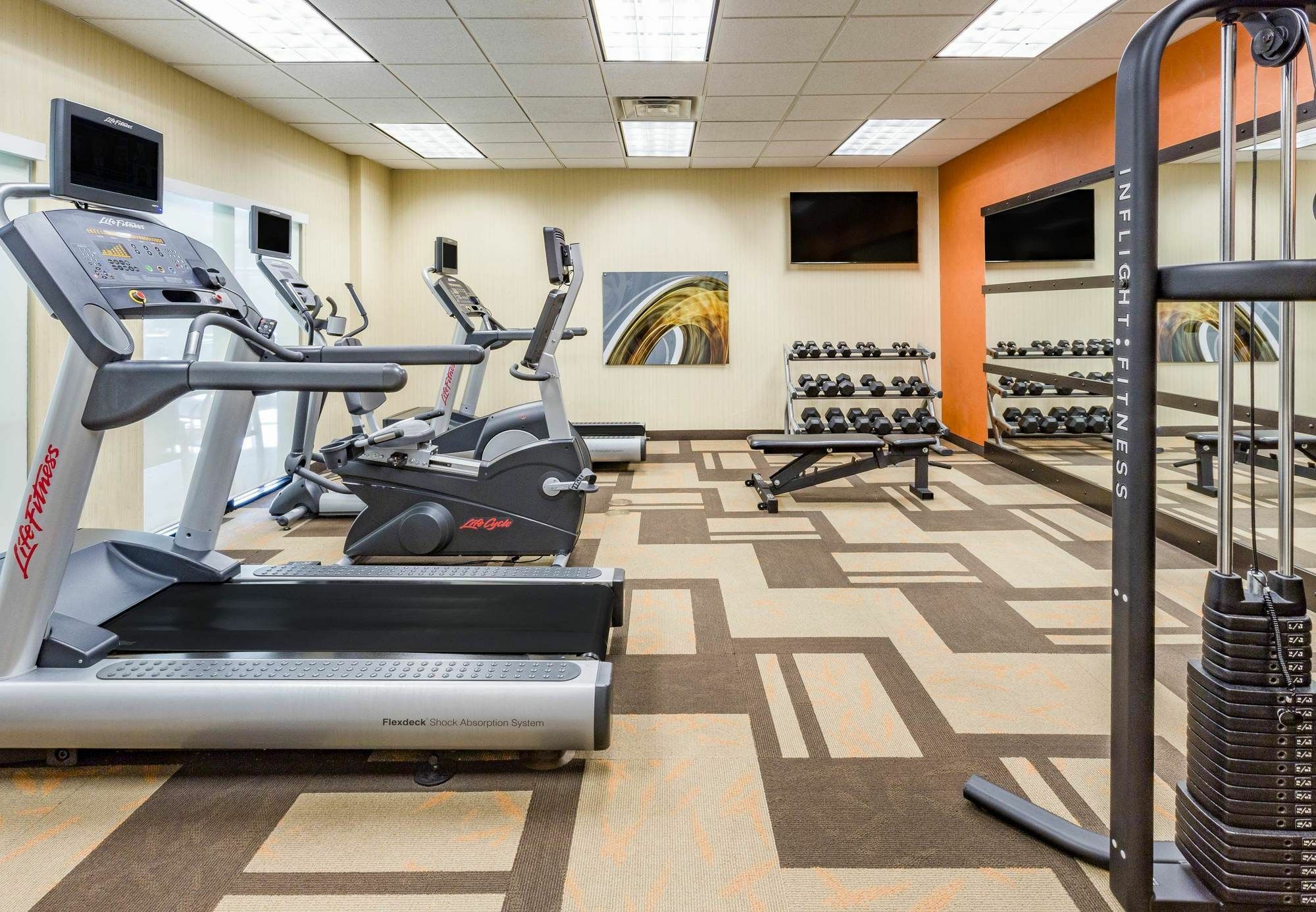 Courtyard By Marriott Chicago Schaumburg/Woodfield Mall Ngoại thất bức ảnh